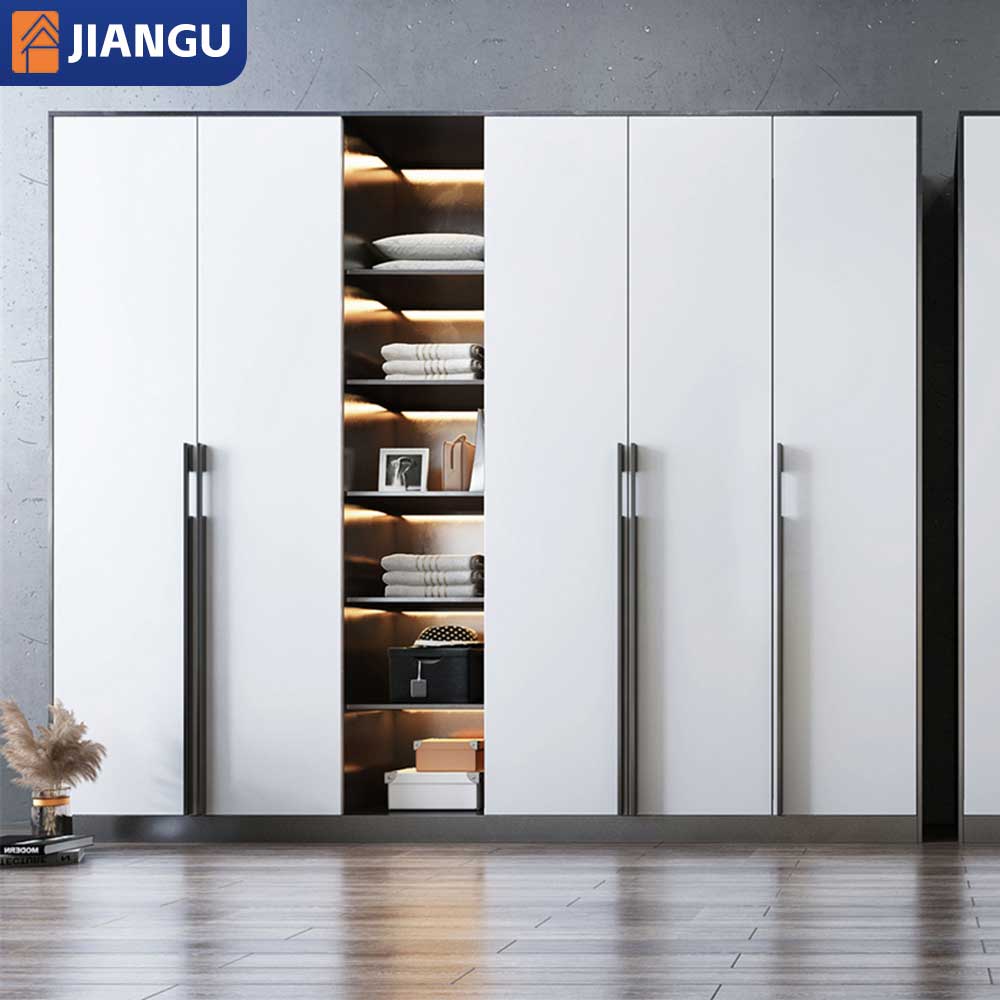 Hot Sales Modern MDF Wood Walk-in Wardrobe Custom Design Bedroom Closet Organizer with Sliding Doors Kleiderschrank
